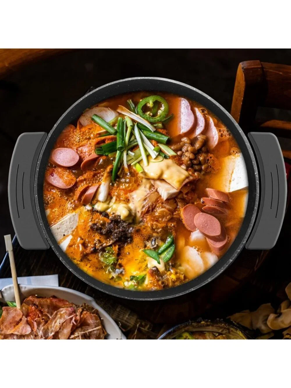 2-in-1 Electric Hot Pot Skillet 6L Non-Stick Cooking Pot for Shabu Shabu & More